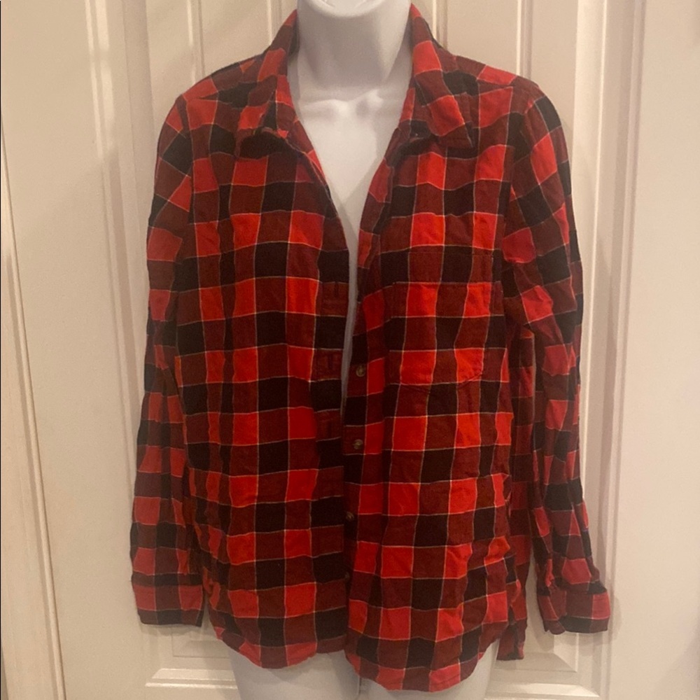 🔥5/$20🔥 Plaid Button Down Shirt - Red and Black